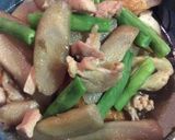 少量の肉で美味！ゴボウと鶏肉の煮物作り方7写真