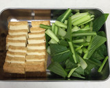 厚揚げと小松菜の麺つゆ炒め作り方1写真