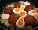 ミンチカツとキャベツのチーズ蒸し♪作り方3写真