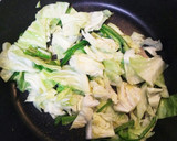 朝ごはんに☆簡単☆野菜たっぷり目玉焼き作り方2写真