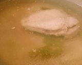 鶏出汁にほっこり♪鶏スープのおうどん作り方4写真