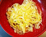 ☆豚バラ肉と卵のカリカリチーズ焼き☆作り方4写真