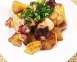塩辛風味♬タコとじゃがバターの炒めもの作り方5写真