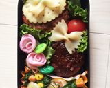 キャラ弁☆*:レースリボンのハンバーグ♡作り方16写真