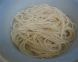 鮭とキャベツのトマトクリーム風パスタ作り方1写真