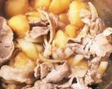 ●　シンプルに美味しい肉じゃが　●作り方5写真