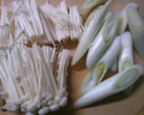 朝食♪ほうれん草と長ネギえのきのお吸い物作り方1写真
