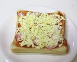 軽食に★パパッとお手軽♪ピザトースト作り方3写真