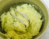 簡単☆鮭とポテトの春巻き作り方1写真