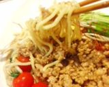 肉味噌の混ぜ麺♪ごまドレかけ❤作り方9写真