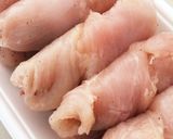 ウインナーのチキンロールカツ＊鶏胸肉巻作り方2写真
