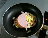 お弁当にハムin目玉焼き ఠఠ̲!作り方2写真
