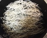 食感がクセになる★揚げ春雨サラダ作り方1写真