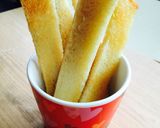 材料2つ！？サクサク♪食パンラスク作り方4写真