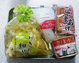 サバ缶で簡単♪ふきの煮物作り方1写真