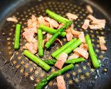 アスパラベーコンのトマトバジルパスタ☆作り方2写真