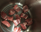 圧力鍋で簡単！豚肉と大根の煮物。作り方1写真