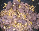 わりしたで楽々☆豆もやしと豚肉の炒め物☆作り方3写真