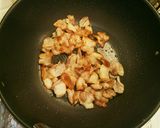 カリカリ豚バラと根菜のピリ辛味噌炒め作り方5写真