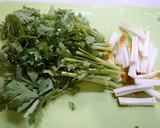 簡単！春菊とチクワのうどんスープ炒め作り方1写真