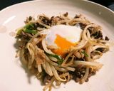 糖質制限♪もやし炒め温泉卵のせ作り方4写真