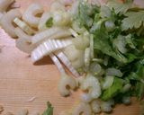 簡単！一品に鶏むね肉のセロリレモンソース作り方1写真