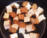 鯖缶と厚揚げの炒め物作り方2写真