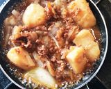 肉じゃがアレンジ！玉子とじ丼！簡単！作り方1写真