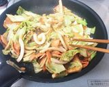 簡単!イカと鮭の味噌マヨ炒め作り方6写真