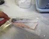 ラップで楽チン☆肉・魚に粉をつける方法作り方5写真