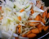 豚ネック入り野菜炒め、カレー味。作り方4写真