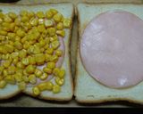 コーンとハムのホットサンド作り方1写真