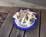 やさしい味☆油麩と干しキノコの含め煮作り方1写真