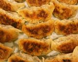 お肉たっぷり、ジューシー餃子♪作り方7写真