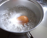 最速の牛乳とゆで卵の具の味噌汁作り方1写真