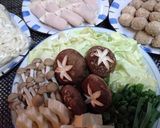 鍋★身体ポカポカ！餅ベーコン餃子の生姜鍋作り方2写真