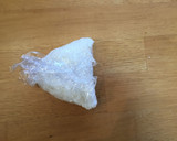 基本 簡単 具が真ん中！三角おにぎり作り方5写真