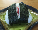 基本 簡単 具が真ん中！三角おにぎり作り方9写真