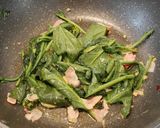 ほうれん草とベーコンの美味ペペロンチーノ作り方8写真