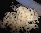 豆苗とレンコンのからし和えサラダ作り方1写真