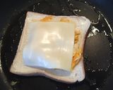 簡単☆チーズ入りホットサンド作り方3写真