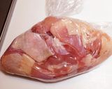 ご飯がススム♡鶏もも肉のネギ塩レモンだれ作り方1写真