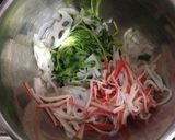 豆苗とレンコンのからし和えサラダ作り方3写真