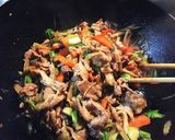 豚コマで☆簡単！美味しい！甘酢味の根菜丼作り方7写真