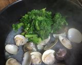 雛祭り♡菜の花と蛤のにんにく酒蒸し作り方5写真