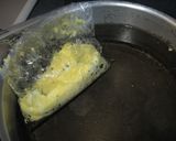 キャンプの朝食。バッグで茹でオムレツ作り方2写真
