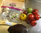 アボカドとトマトの塩昆布ナムル作り方1写真