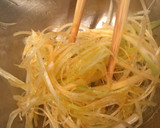 簡単☆たっぷりねぎの海老塩焼きそば作り方4写真