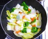 柔らか鶏むね肉とたっぷり野菜で作る八宝菜作り方5写真