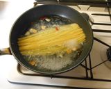 簡単☆春キャベツと桜海老のパスタ作り方2写真